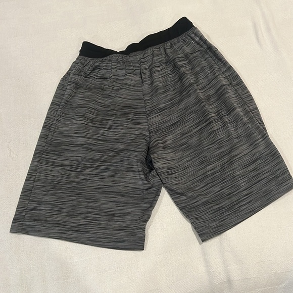 Adidas blk/ grey shorts - Picture 2 of 3
